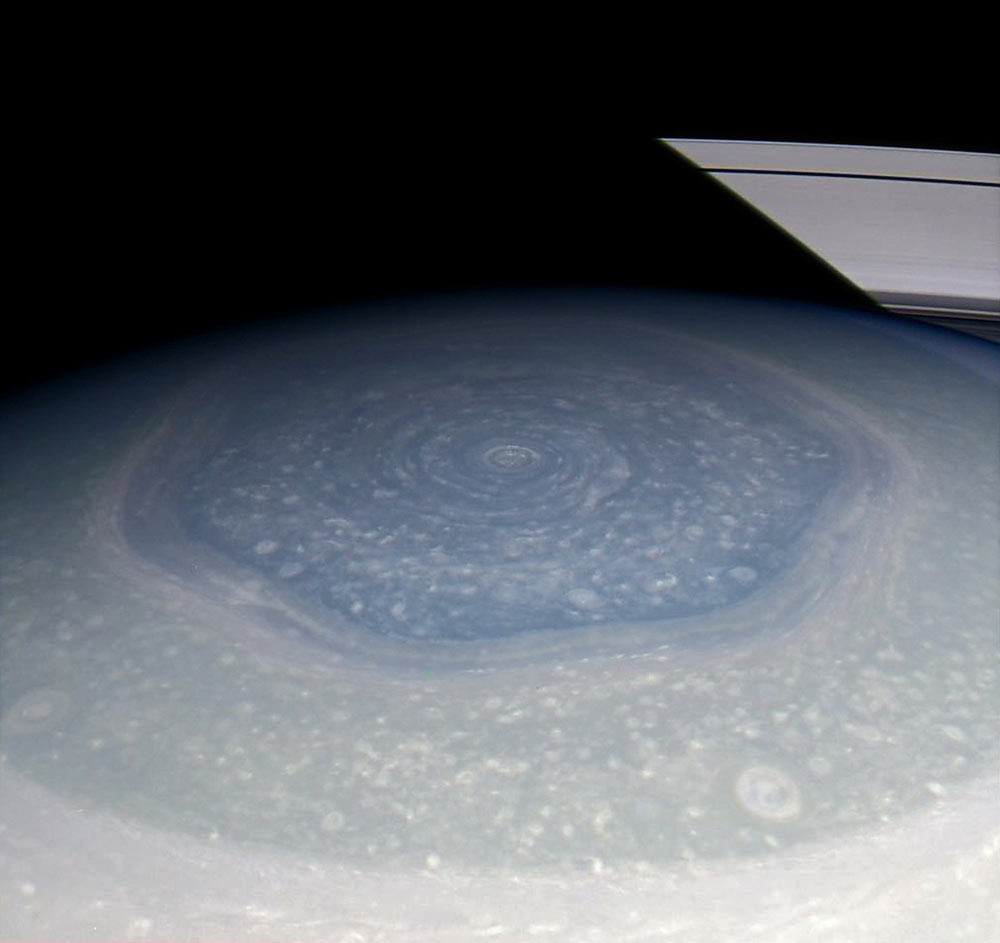 saturns-hexagon-5