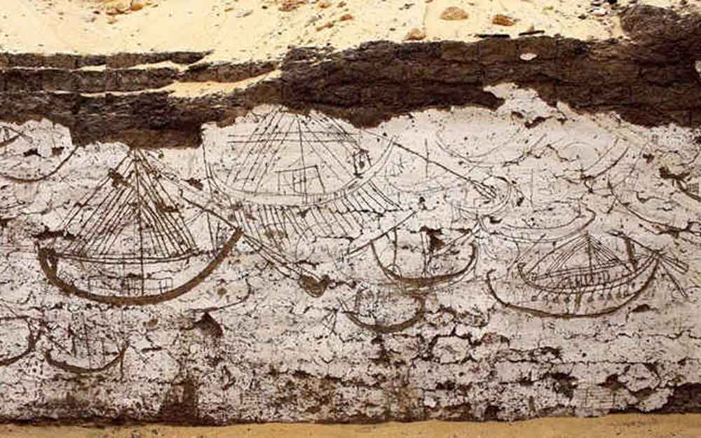 การค้นพบภาพเรือโบราณบนผนังนำทางไปพบหลุมฝังเรือของฟาโรห์อายุ 3,800 ปี