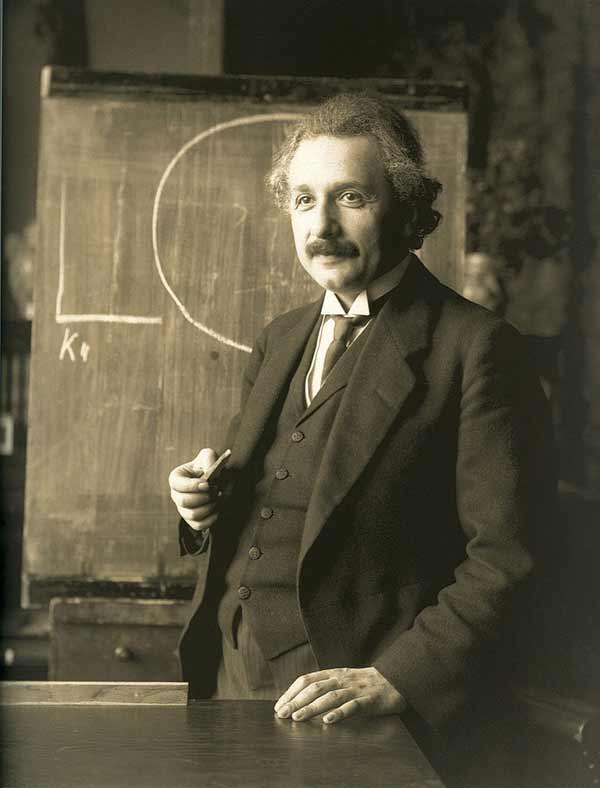 albert-einstein-8