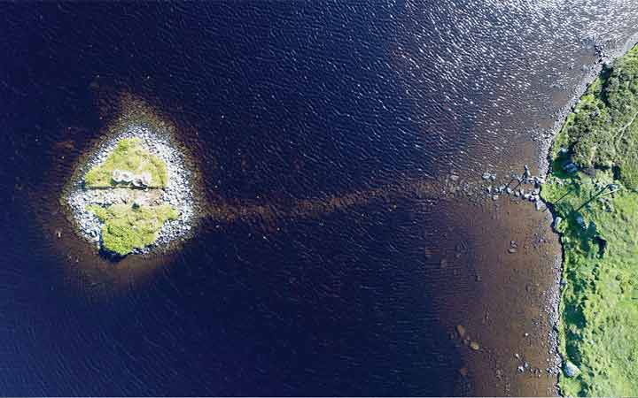 Crannog เกาะเล็กๆในทะเลสาบสกอตแลนด์ถูกสร้างมาก่อน ‘สโตนเฮนจ์’ หลายร้อยปี